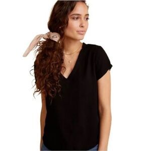 Anthropologie Cloth & Stone Black Top Size Medium